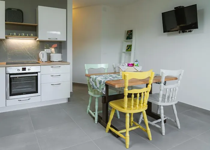 아파트 Apartma Bolero *