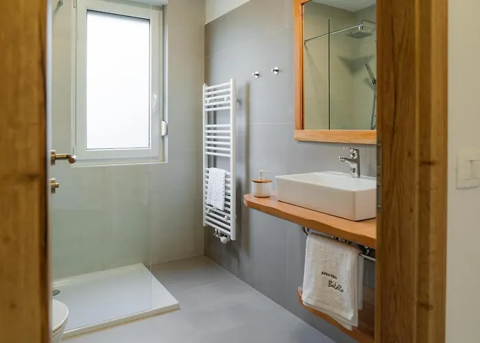 Apartma Bolero * 托尔明