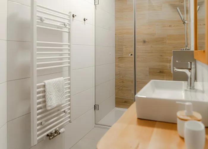 Apartma Bolero 托尔明